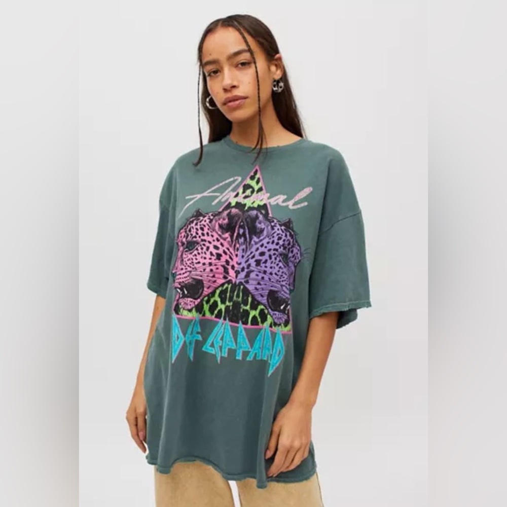 Def Leppard oversized tshirt - Urban Outfitters
